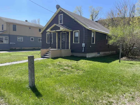 21 Wilson Street Gorham NH 03581