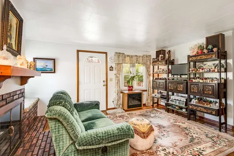 60 Poirier Place Burlington VT 05408
