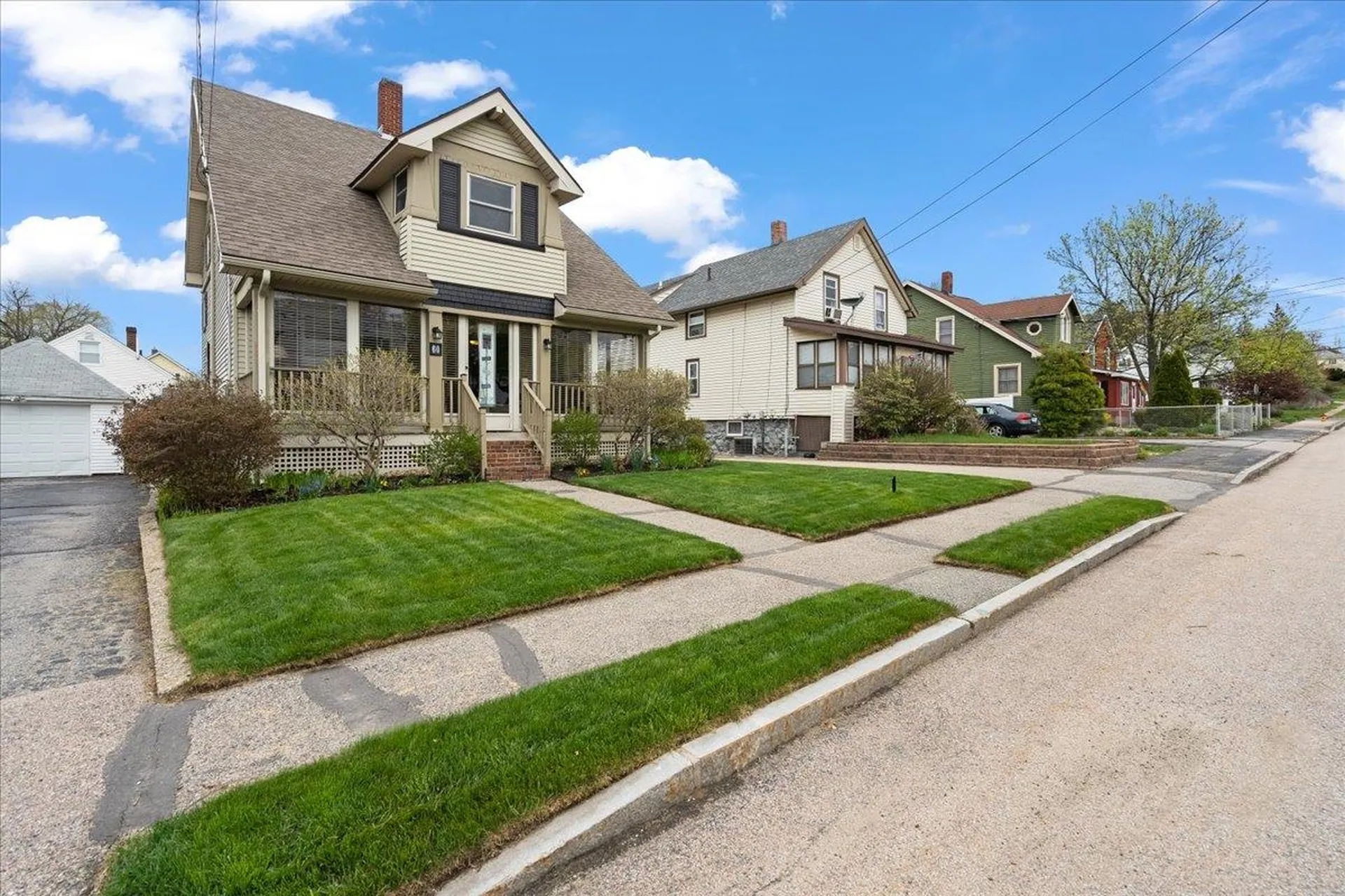 60 Oakdale Avenue Manchester NH 03103