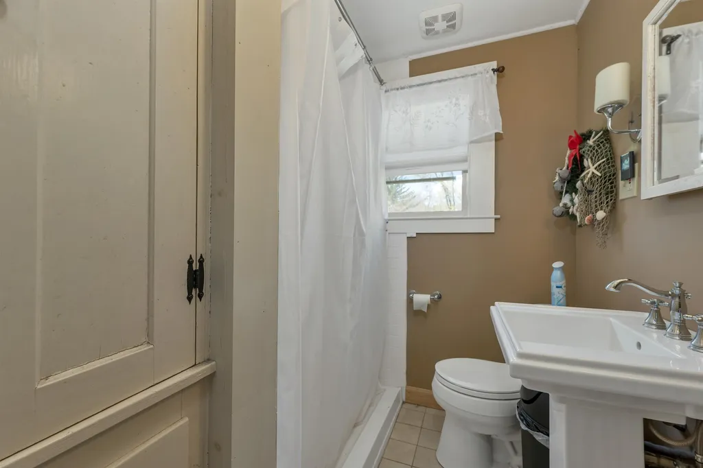23 Jewett Road Dunbarton NH 03046