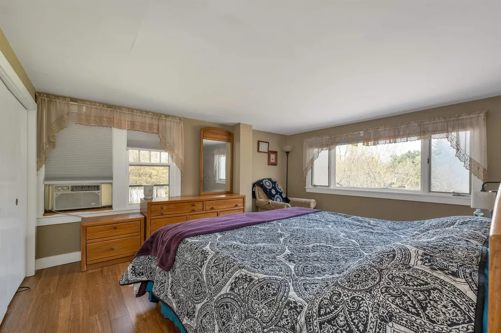 23 Jewett Road Dunbarton NH 03046