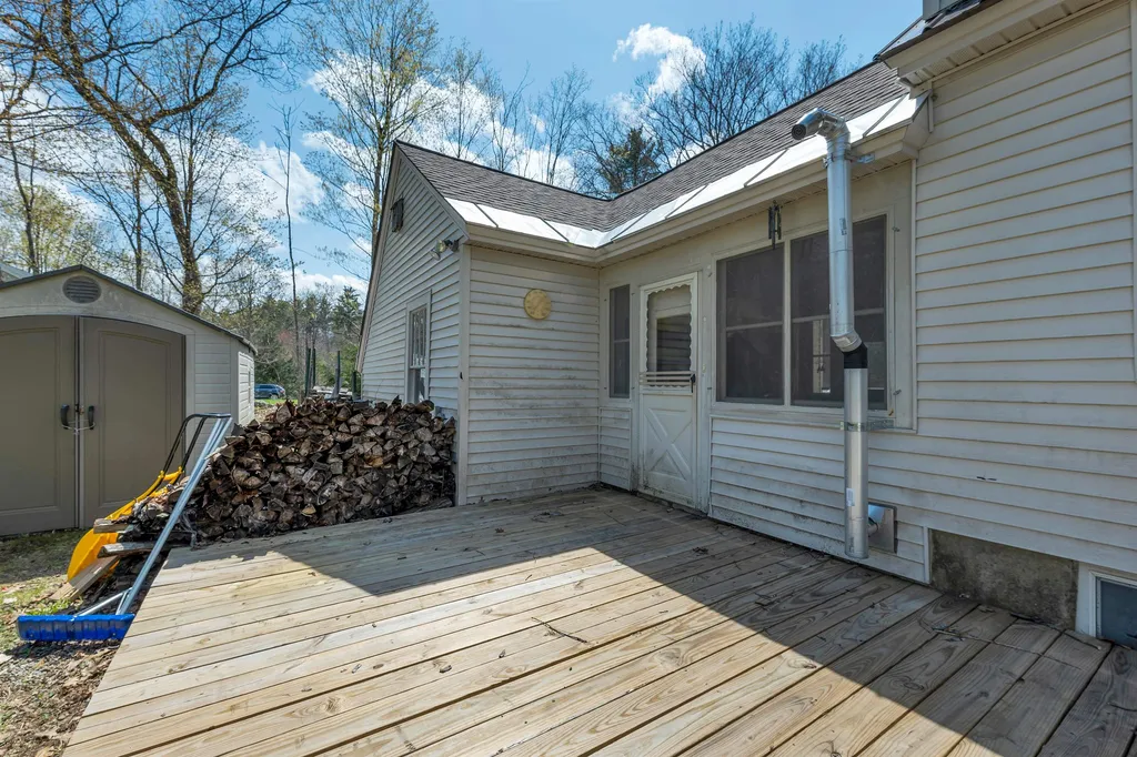 23 Jewett Road Dunbarton NH 03046