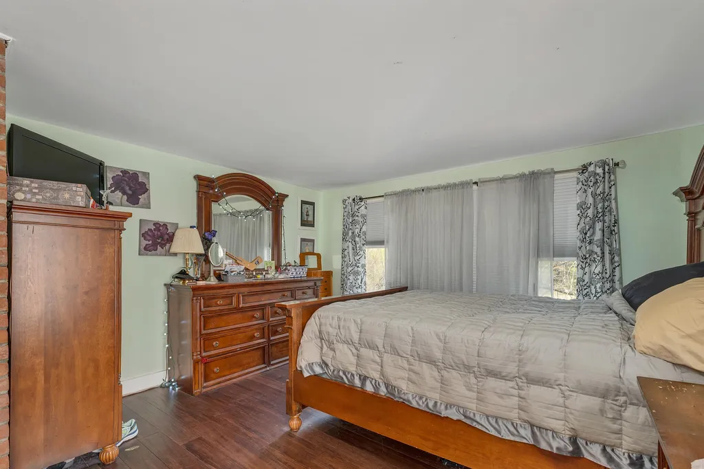 23 Jewett Road Dunbarton NH 03046