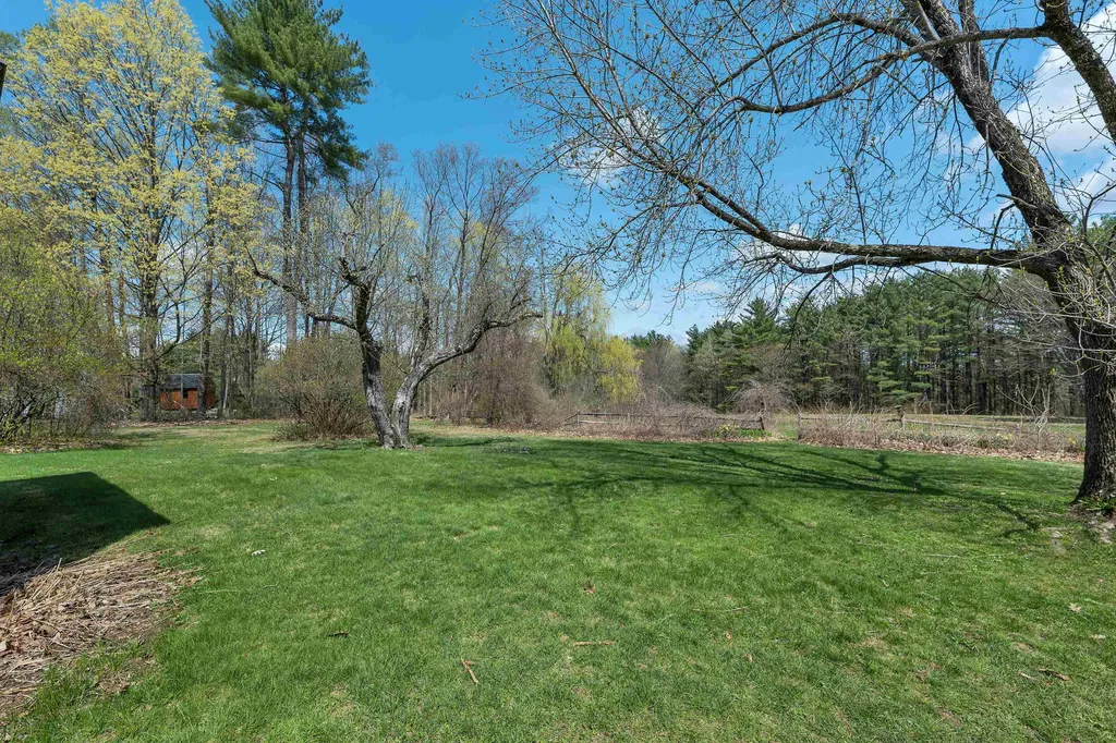 23 Jewett Road Dunbarton NH 03046