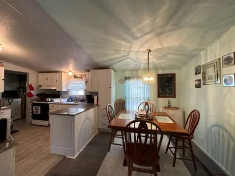 40 Pondview Road Swanzey NH 03446