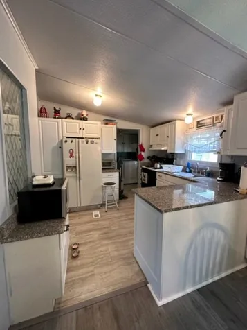 40 Pondview Road Swanzey NH 03446