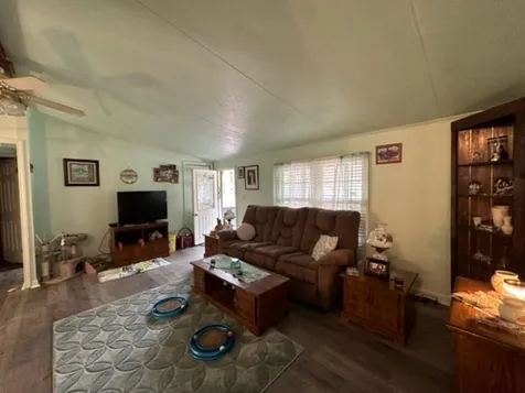 40 Pondview Road Swanzey NH 03446
