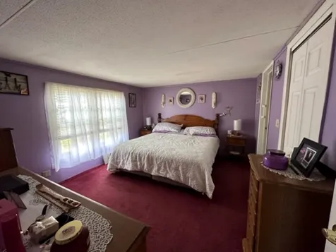 40 Pondview Road Swanzey NH 03446