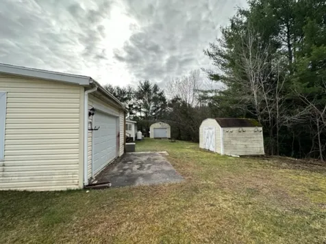 40 Pondview Road Swanzey NH 03446