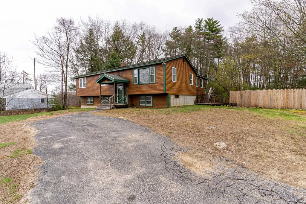 176 Washington Street Rochester NH 03839