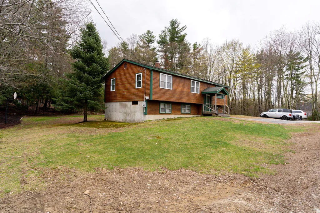 176 Washington Street Rochester NH 03839