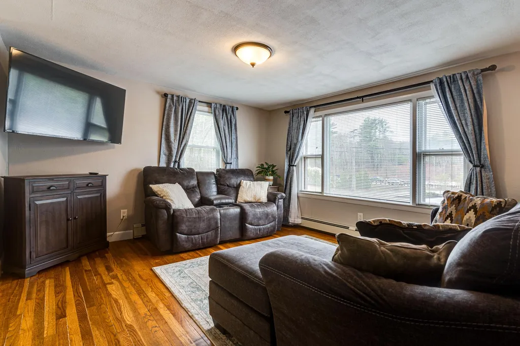 176 Washington Street Rochester NH 03839