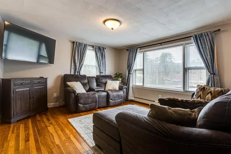 176 Washington Street Rochester NH 03839