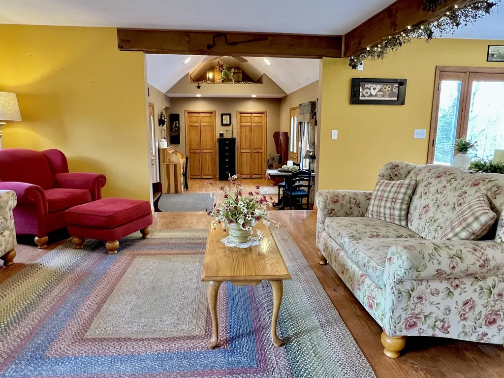 90 Beaver Pond Road Weare NH 03281