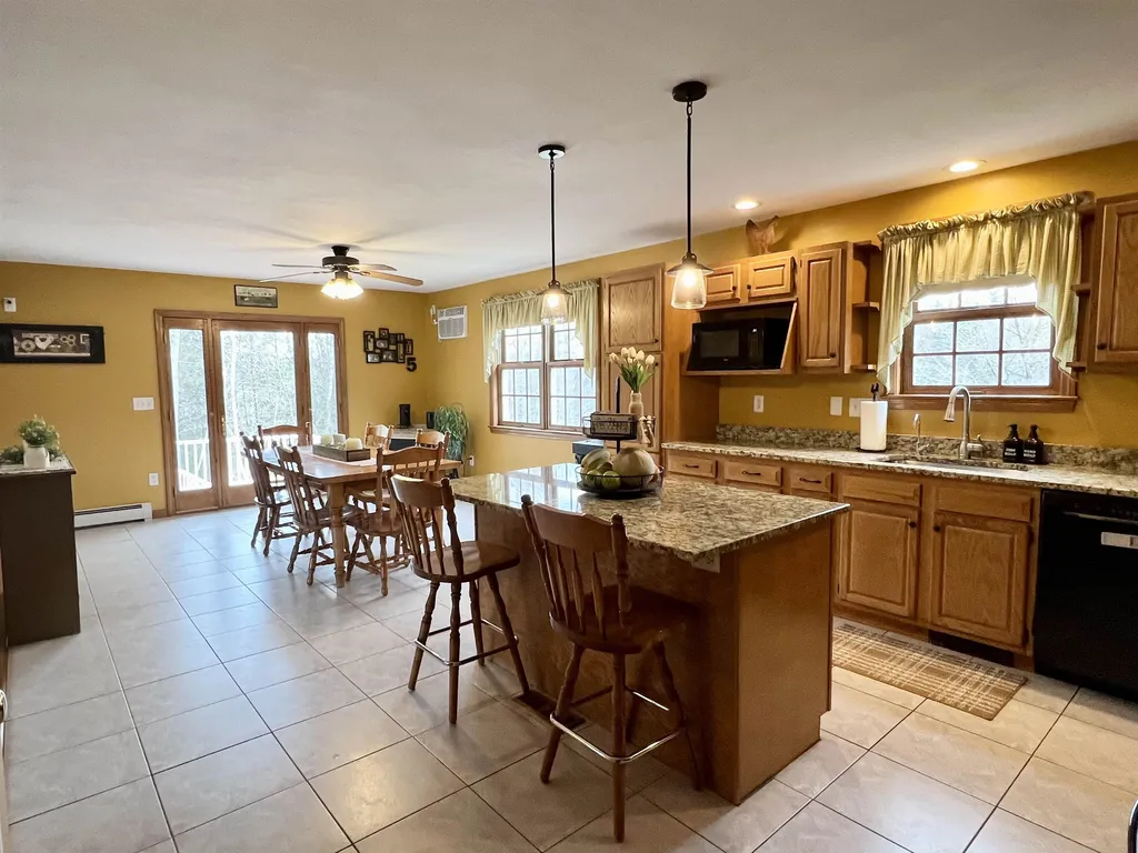 90 Beaver Pond Road Weare NH 03281