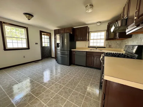 128 Ridgefield Drive Milford NH 03055