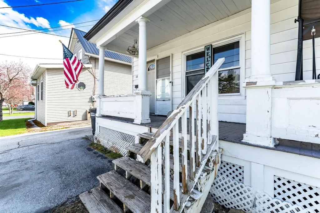 18 Summer Street Barre Town VT 05649