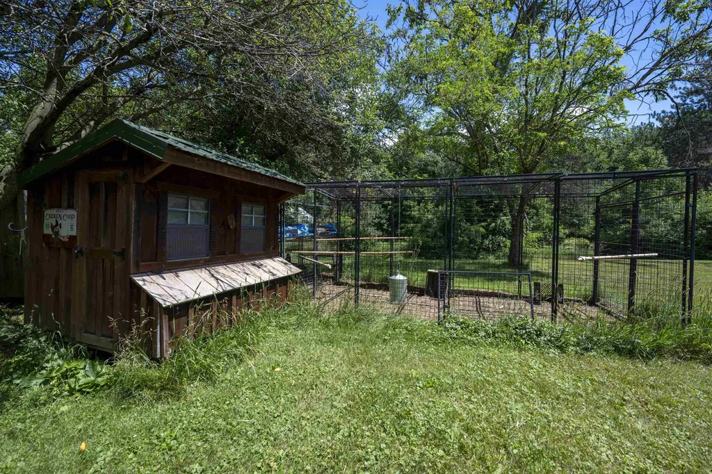 384 Peet Road Cornwall VT 05753