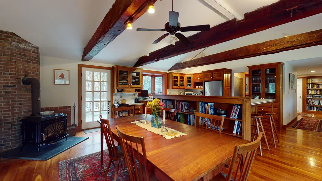 384 Peet Road Cornwall VT 05753