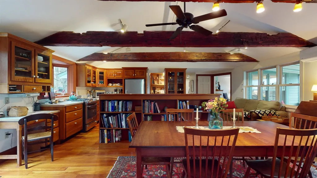 384 Peet Road Cornwall VT 05753