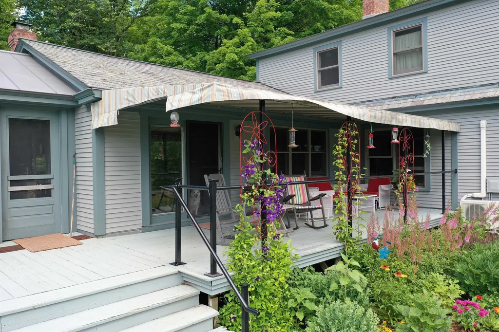 384 Peet Road Cornwall VT 05753