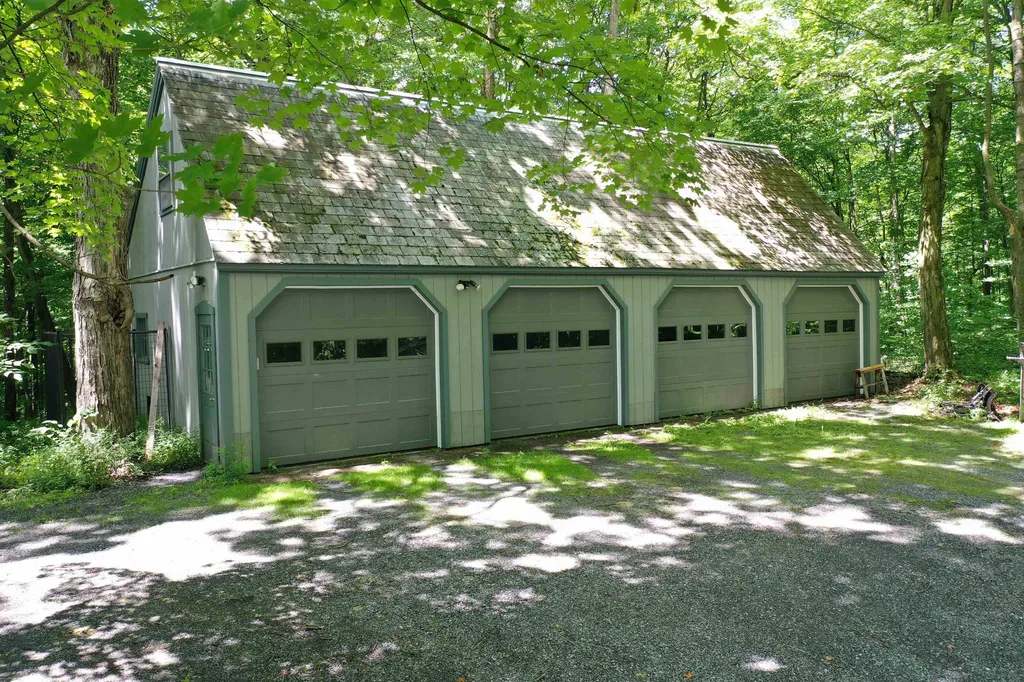 384 Peet Road Cornwall VT 05753