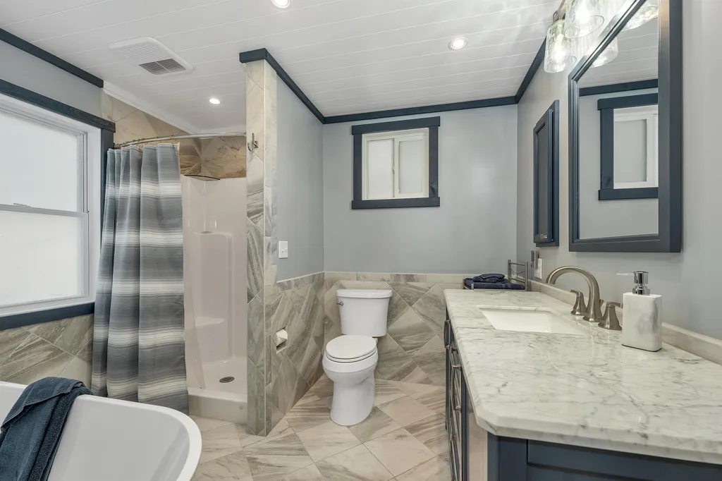 13 Grove Road New Durham NH 03855