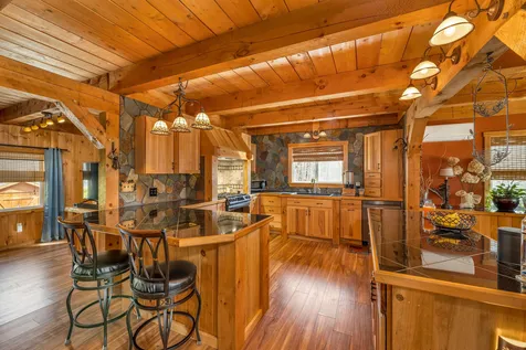 13 Grove Road New Durham NH 03855
