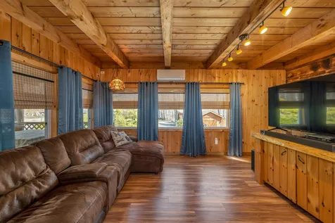 13 Grove Road New Durham NH 03855