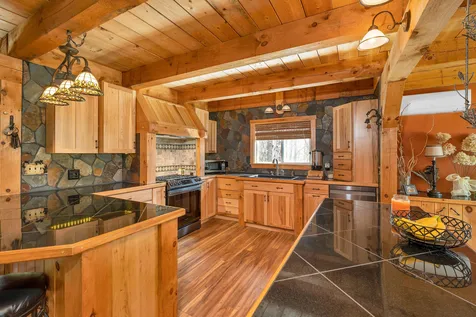 13 Grove Road New Durham NH 03855