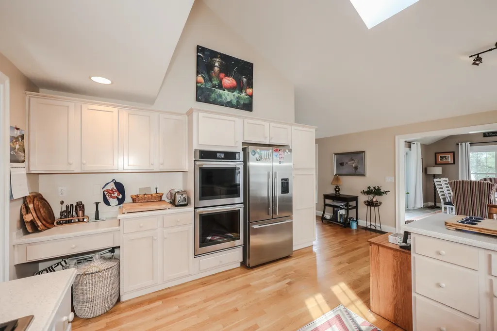 49 Hampton Meadows Hampton NH 03842
