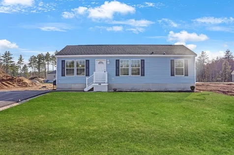 34 Margarets Way Ossipee NH 03894