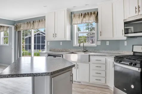 34 Margarets Way Ossipee NH 03894