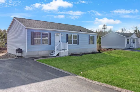 34 Margarets Way Ossipee NH 03894
