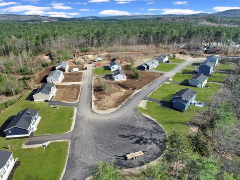 34 Margarets Way Ossipee NH 03894
