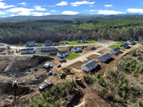 34 Margarets Way Ossipee NH 03894