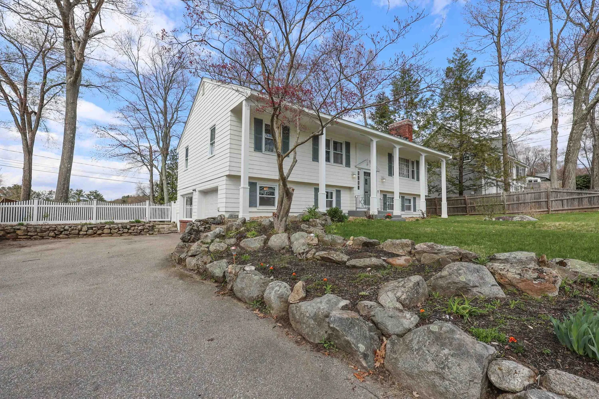 402 Sagamore Street Manchester NH 03104