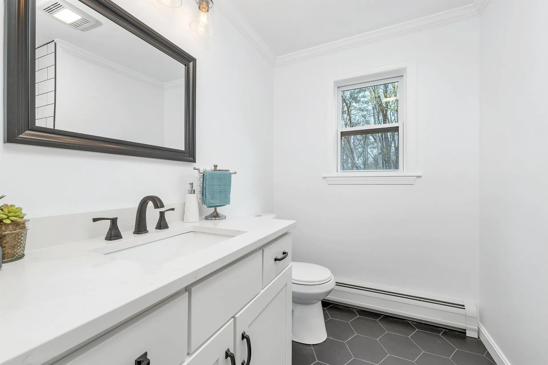 320 New Hampton Road Franklin NH 03235