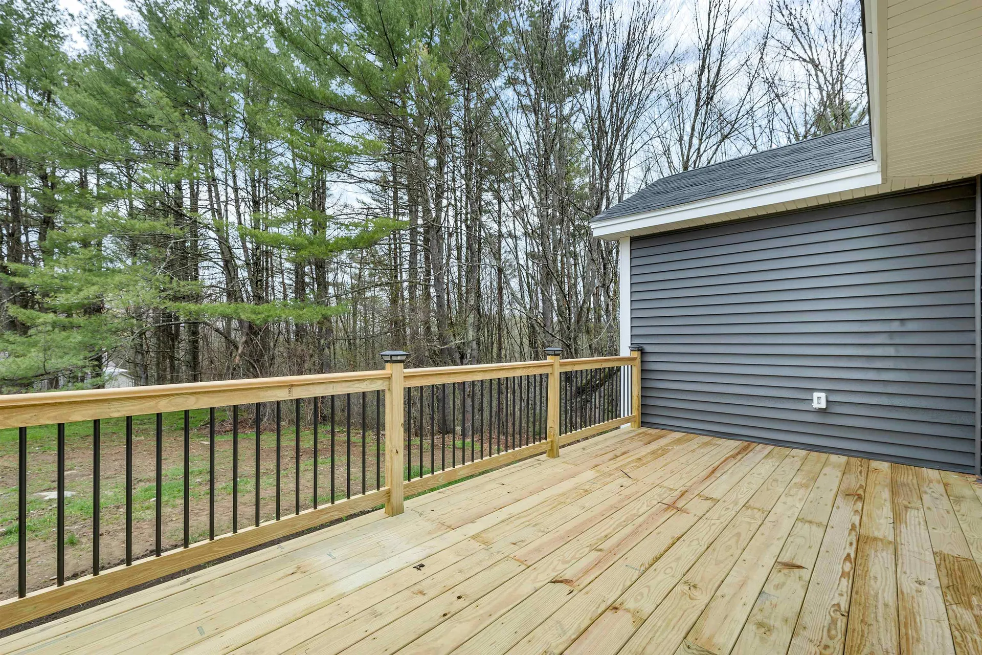 320 New Hampton Road Franklin NH 03235