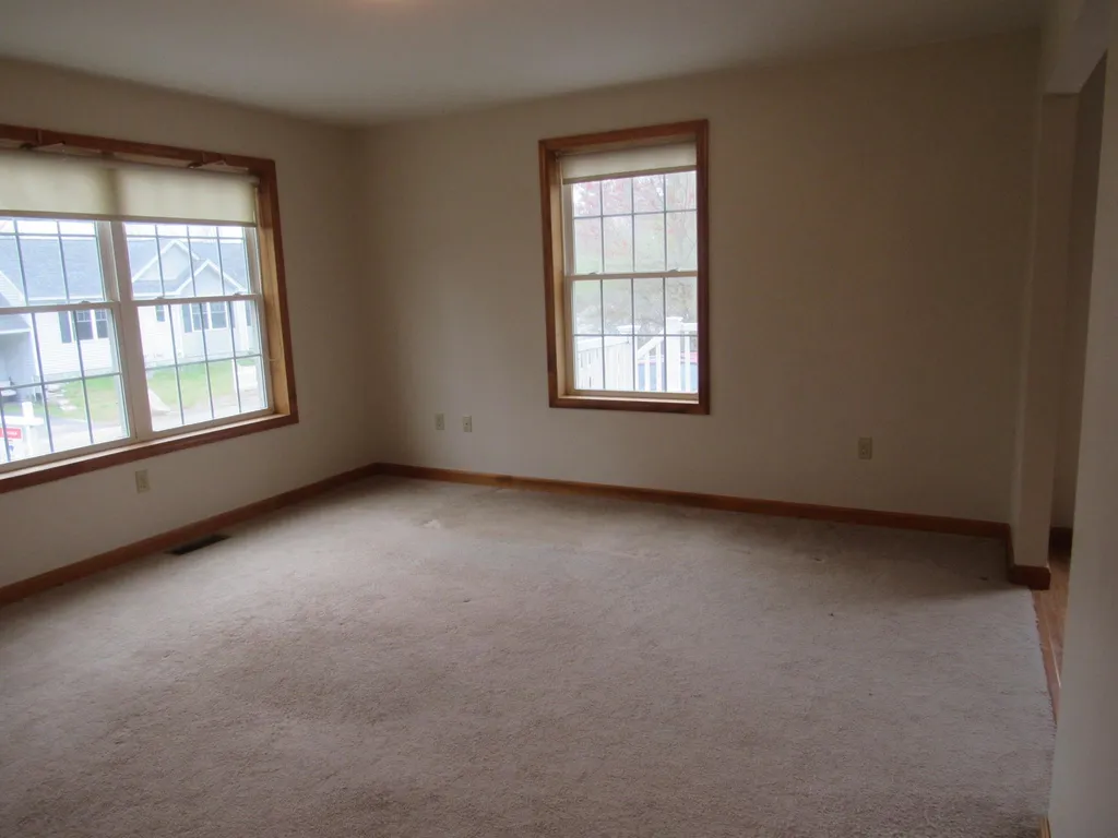 41-43 Tonella Road Milford NH 03055