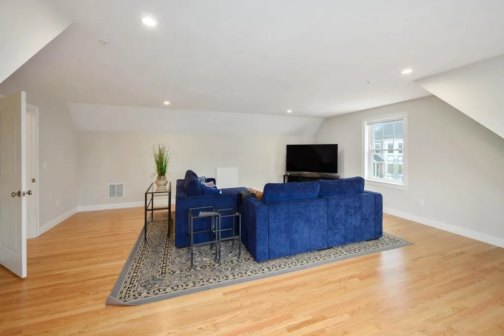 2 Sienna Drive Salem NH 03079