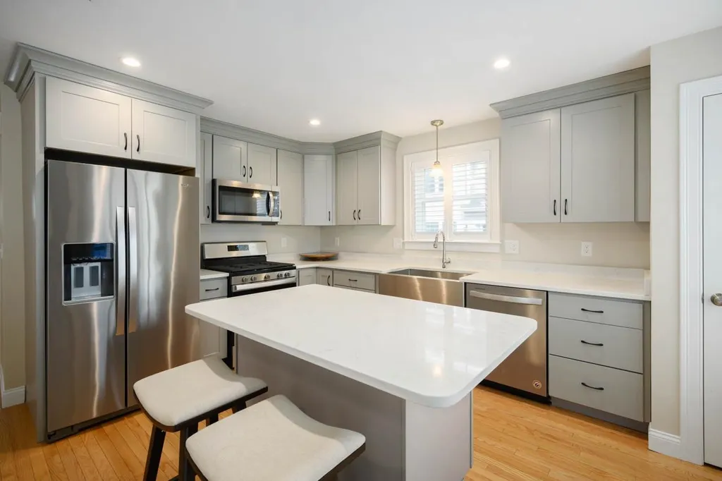 2 Sienna Drive Salem NH 03079