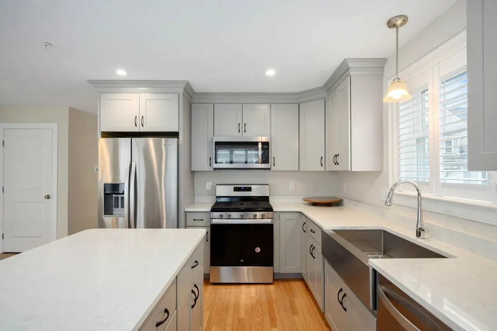 2 Sienna Drive Salem NH 03079