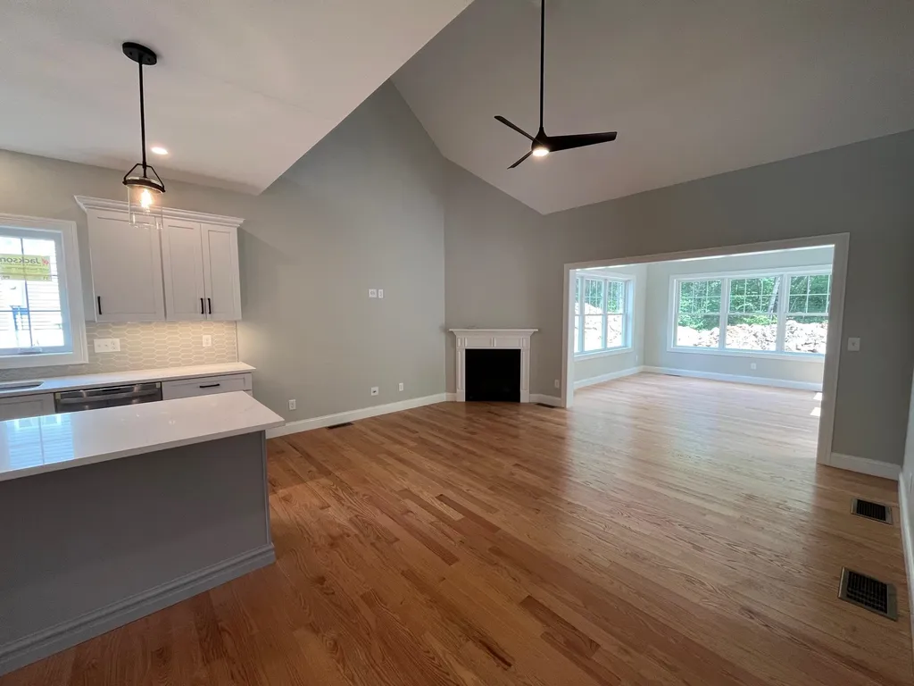 18 Mid Trail Crossing Lane Windham NH 03087