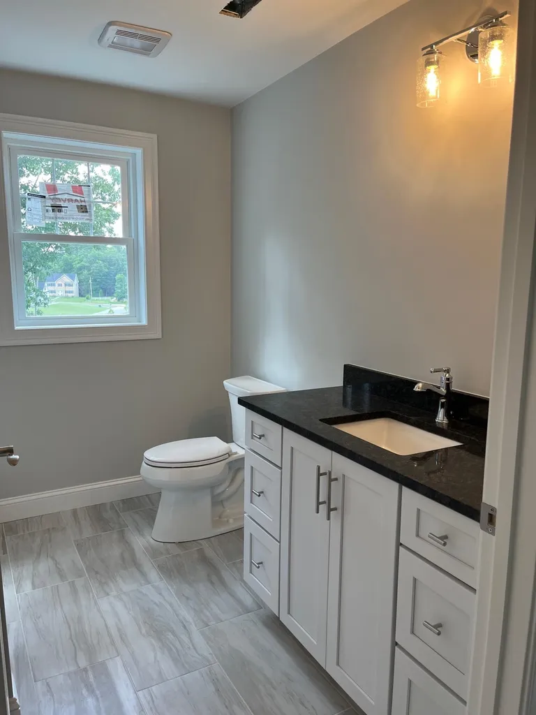 18 Mid Trail Crossing Lane Windham NH 03087