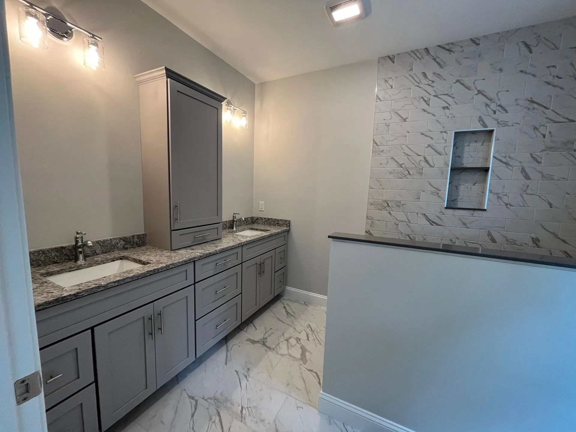 18 Mid Trail Crossing Lane Windham NH 03087