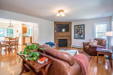 2280 West Side Road Conway NH 03860