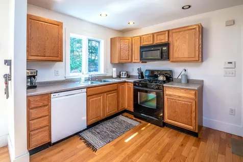 2280 West Side Road Conway NH 03860
