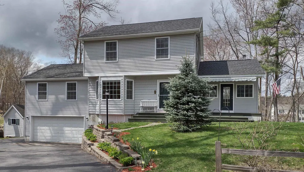 4 Alice Road Derry NH 03038