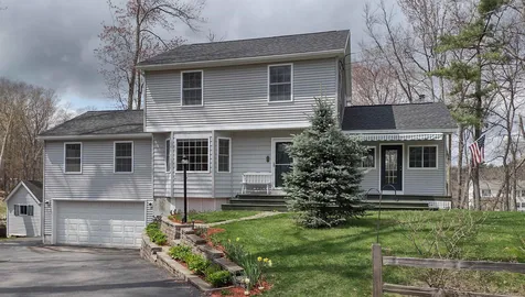 4 Alice Road Derry NH 03038